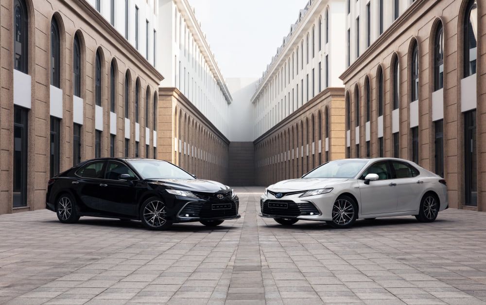 Toyota Camry 2022 vững vàng ngôi vương phân khúc sedan hạng D