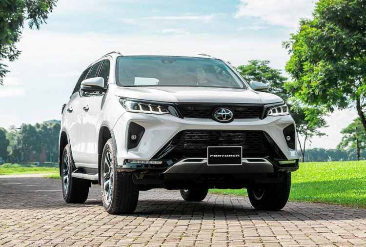 Toyota chính thức giới thiệu Toyota Fortuner 2022