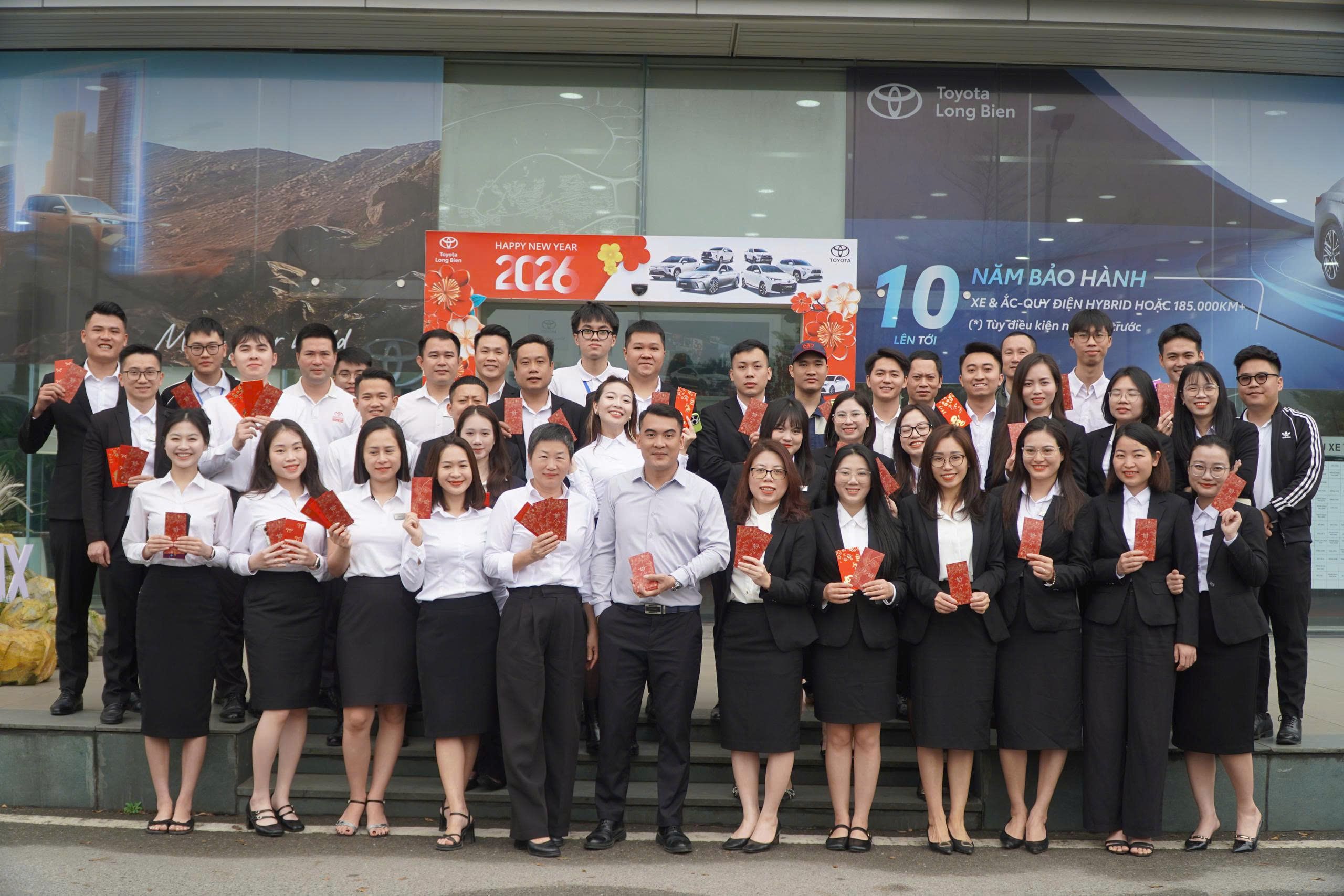 Toyota Long Biên tuyển dụng Tư vấn bán hàng và Lễ tân showroom – Cơ hội việc làm hấp dẫn tại Hà Nội