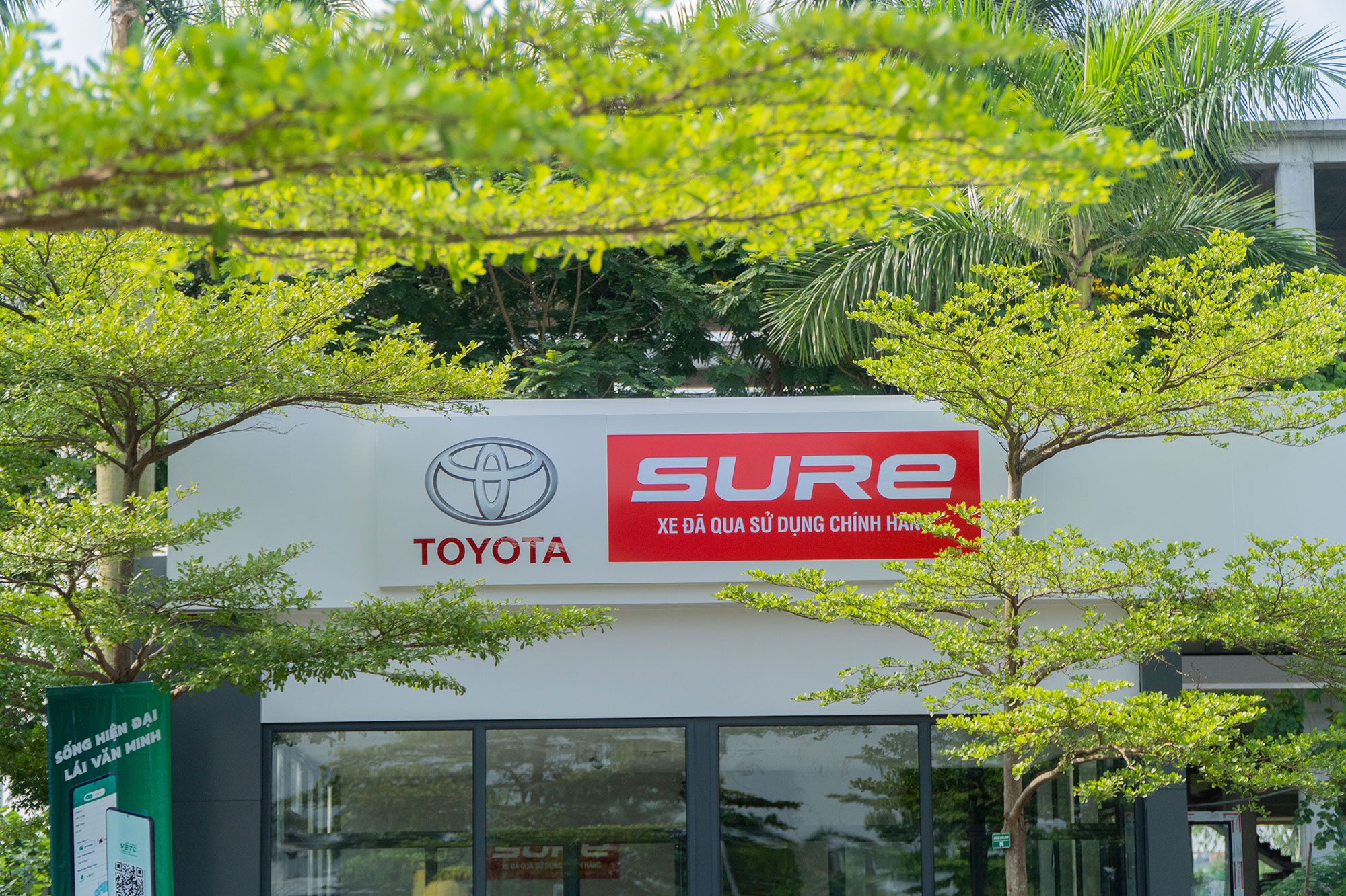Toyota Sure Long Biên - Địa Điểm Mua Bán Xe Đã Qua Sử Dụng Chính Hãng Uy Tín