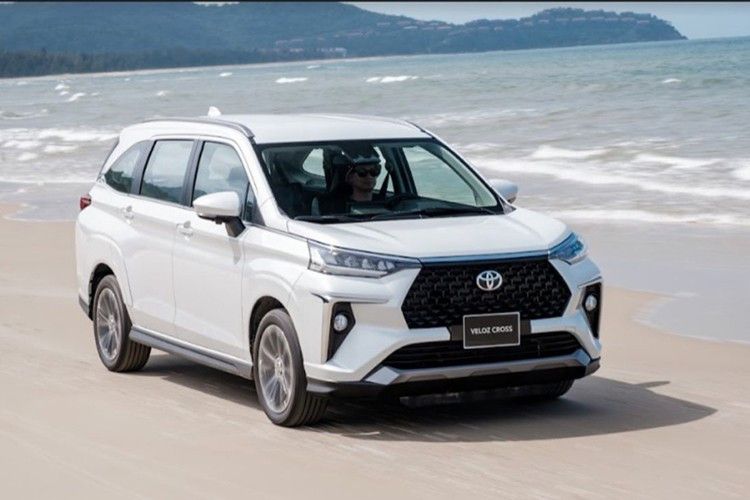 Toyota Veloz Cross 2026: Giải pháp vàng cho tài xế dịch vụ