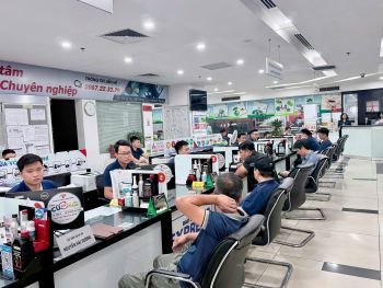 MIỀN BẮC NẮNG TRỞ LẠI – XƯỞNG DỊCH VỤ TOYOTA LONG BIÊN TẤT BẬT CHĂM XE SAU NHỮNG NGÀY MƯA
