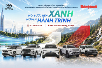“MỞ VẠN HÀNH TRÌNH” CÙNG TOYOTA LONG BIÊN TẠI PHỐ ĐI BỘ HỒ GƯƠM