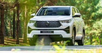 TOYOTA INNOVA CROSS – SUV GIA ĐÌNH RỘNG RÃI, TIỆN NGHI VÀ HIỆN ĐẠI