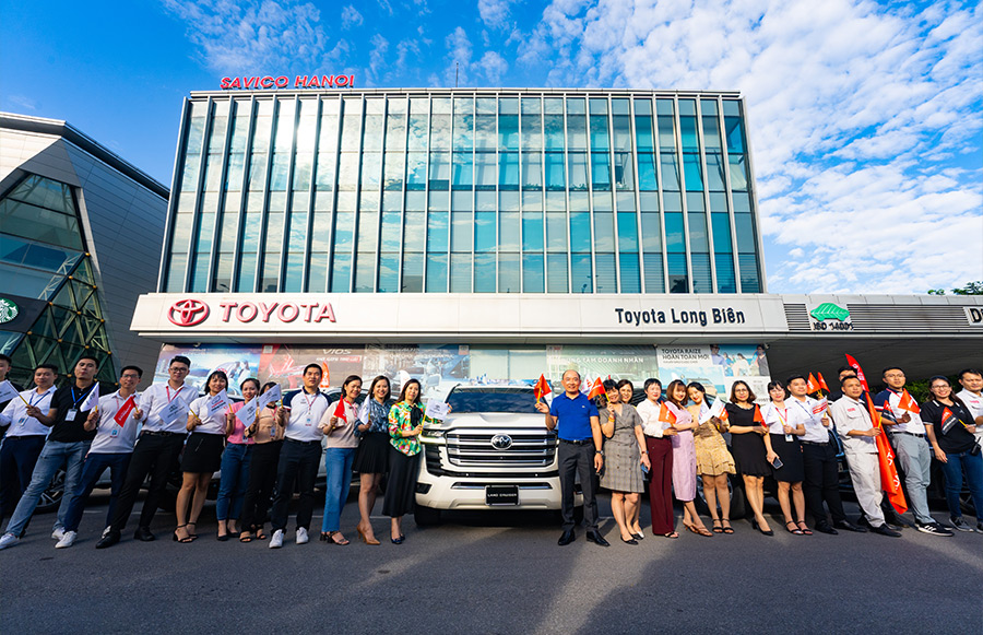 Roadshow Toyota Long Biên