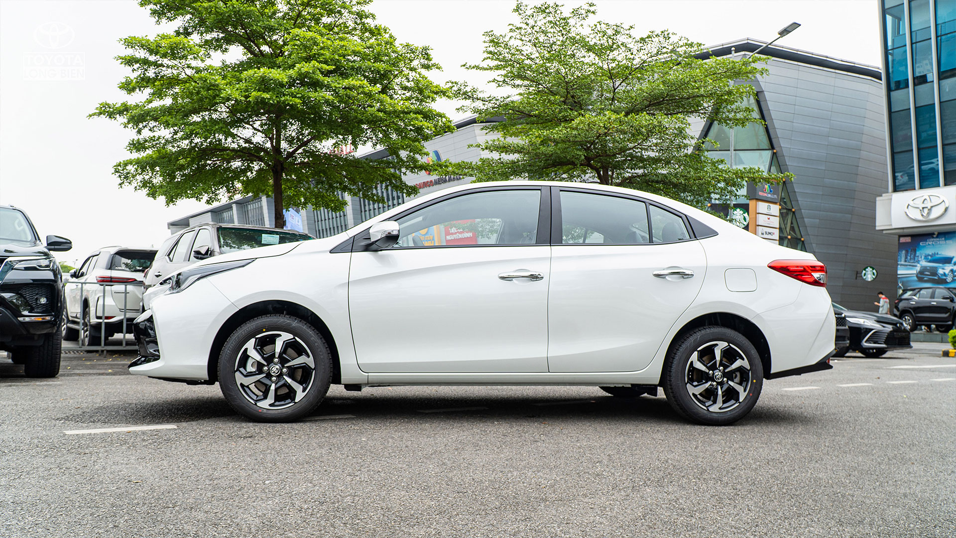 chiều ngang xe toyota vios 2023 bản g cvt